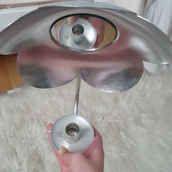 Metal flower mirror and small candle holder - Picture 2 of 3